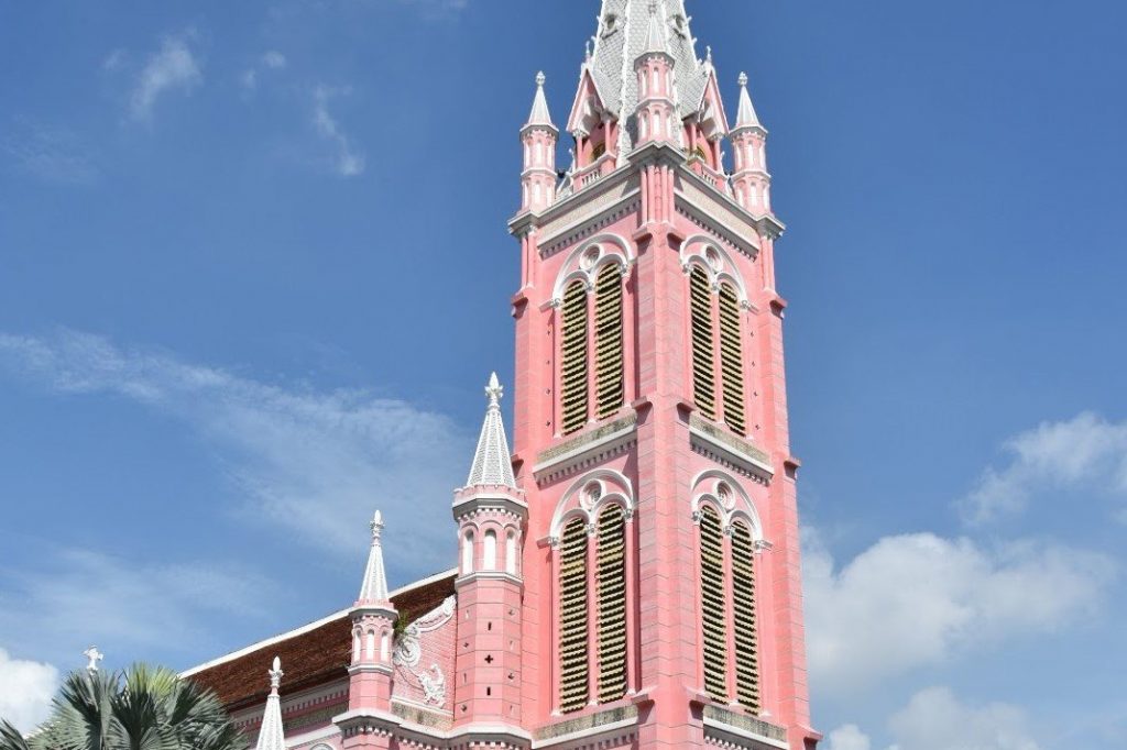 Church of the Sacred Heart of Jesus - Vietnamese Architecture