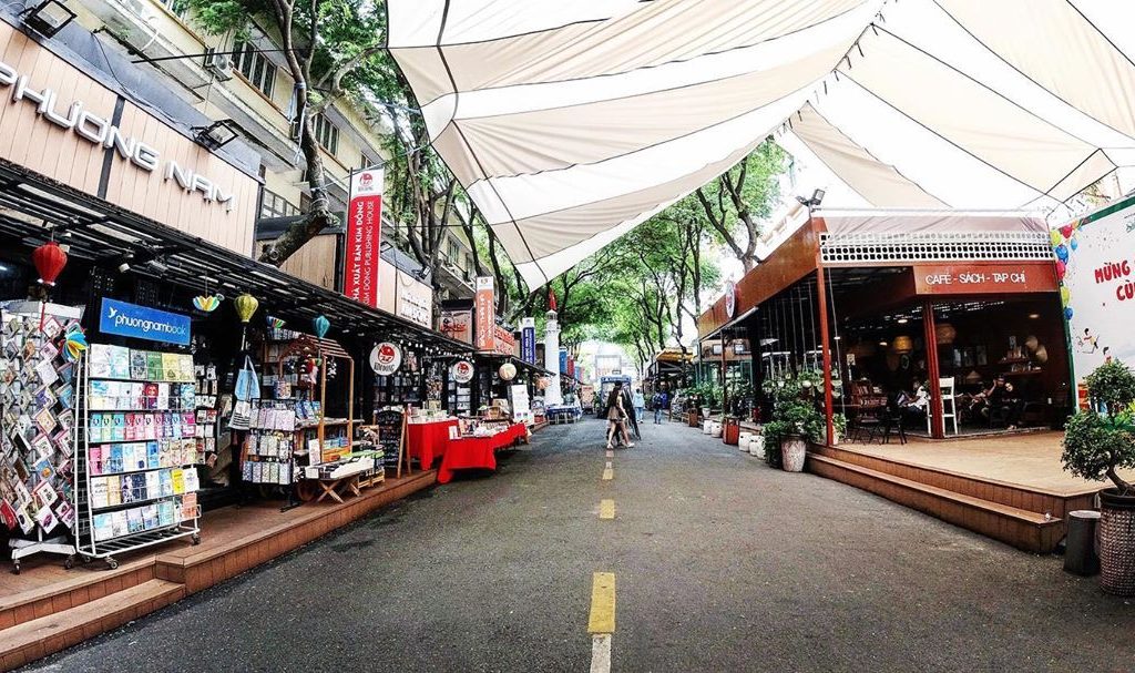 Book Street in Saigon @travelandfoodguide